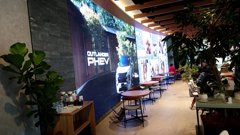 福岡 — ゴム製を用いた曲線特化の高精細モデル