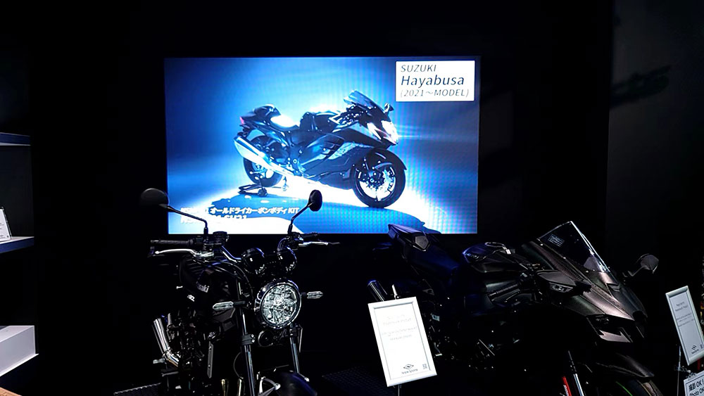 横浜 — 16:9比率屋内用高精細モデル